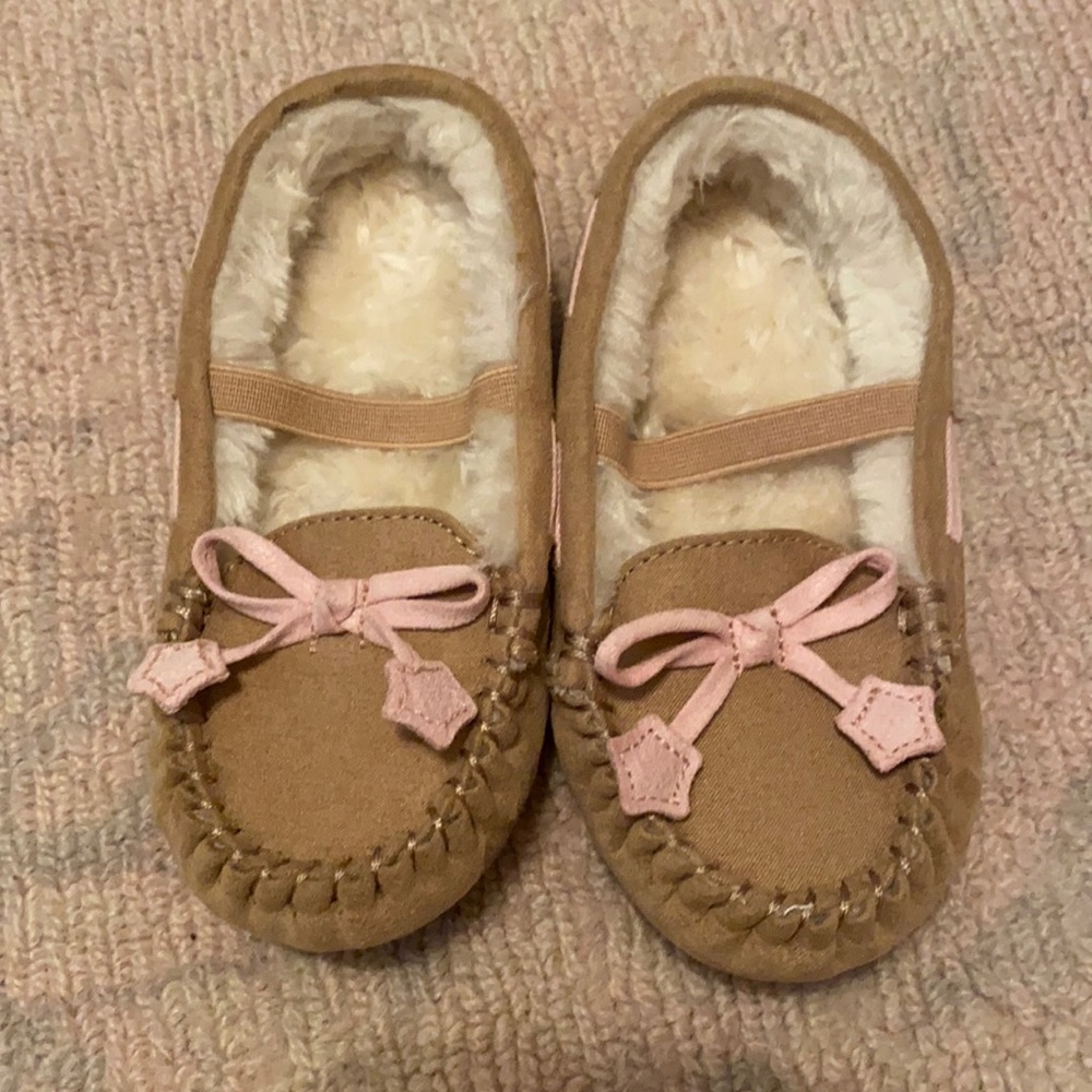 Toddler Girl Slipper with Elastic Top-strap